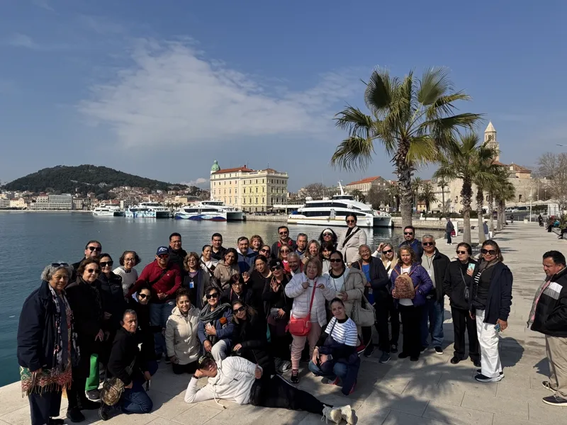 Grupo de peregrinos en Split